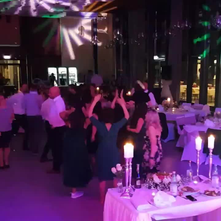 Hochzeits DJ in Berlin für unvergessliche Feiern